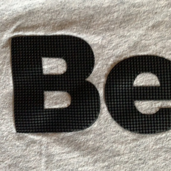 Bench Tee-Shirt - Picture 3 of 4